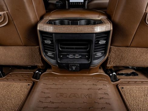 Used 2024 RAM 3500 Limited w/ Safety Group image 29