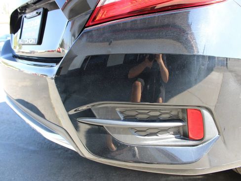 Used 2019 Honda Civic LX image 31