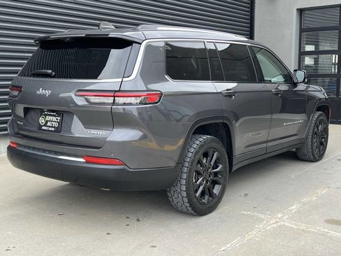 Used 2023 Jeep Grand Cherokee L Limited w/ Luxury Tech Group II image 11