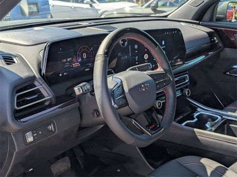 Certified 2025 Chevrolet Traverse RS w/ LPO, Floor Liner Package image 8