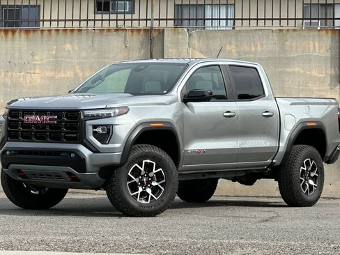 Certified 2024 GMC Canyon AT4X AWD/4WD image 8
