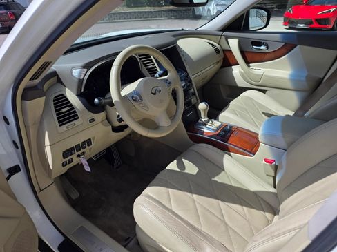 Used 2012 INFINITI FX35 2WD w/ Premium Pkg image 4