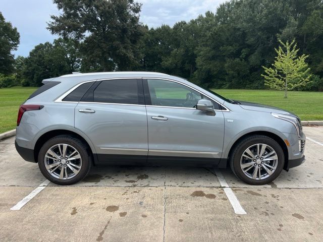 Certified 2026 Cadillac XT5 Premium Luxury w/ Driver Assist Package FWD image 9