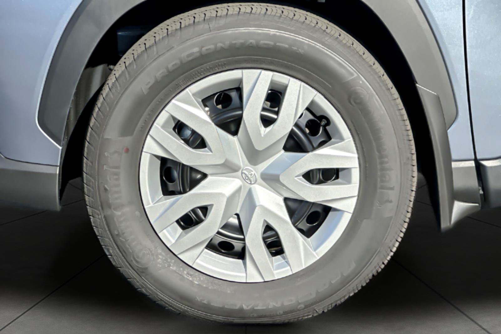 New 2026 Toyota Corolla Cross L FWD image 32