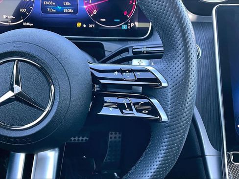 Used 2023 Mercedes-Benz C 300 4MATIC Sedan image 23