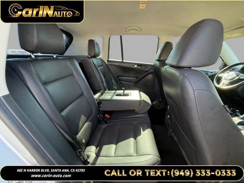 Used 2016 Volkswagen Tiguan S image 16