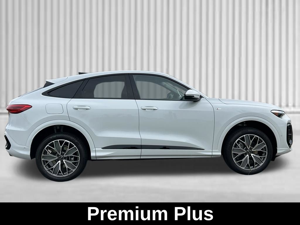 New 2026 Audi Q5 Premium Plus AWD/4WD image 6
