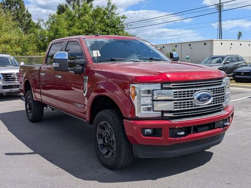 Used 2019 Ford F250 Platinum w/ Platinum Ultimate Package image 3