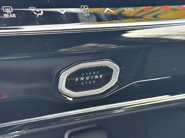 New 2026 Jeep Grand Cherokee Altitude AWD/4WD image 34
