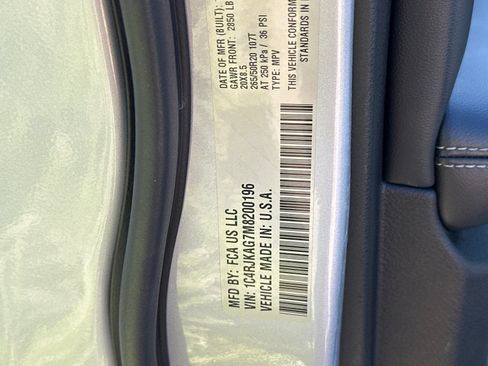 Used 2021 Jeep Grand Cherokee L Laredo AWD/4WD image 28
