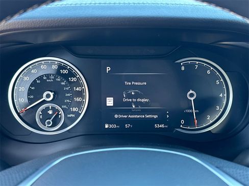 Used 2025 Genesis G70 2.5T w/ Sport Prestige Package image 26