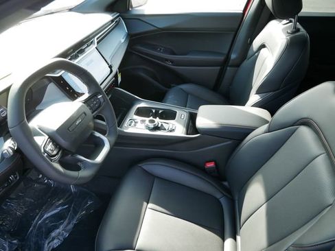 New 2026 Jeep Cherokee Limited image 11