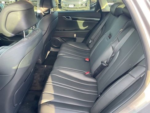 Used 2025 Genesis G80 2.5T image 24