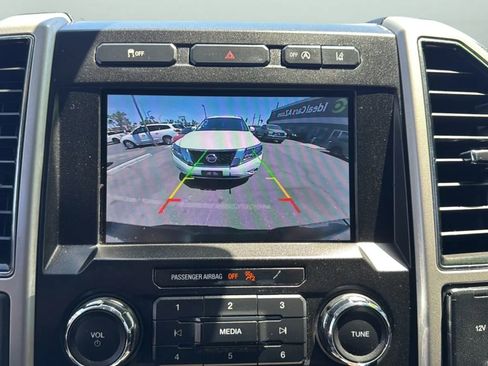 Used 2020 Ford F150 Lariat RWD image 20