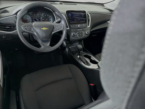 Used 2024 Chevrolet Malibu LT FWD image 27