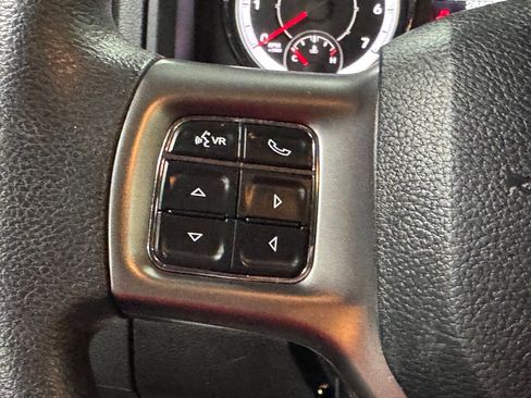 Used 2024 RAM 1500 Classic SLT image 28