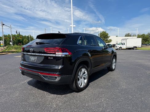 Used 2021 Volkswagen Atlas Cross Sport SEL AWD/4WD image 7