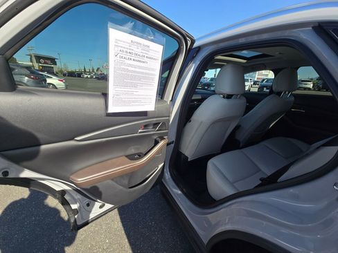 Used 2025 MAZDA CX-30 AWD 2.5 S w/ Premium Package image 12