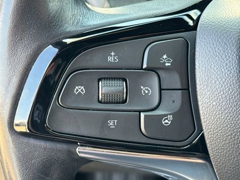 Certified 2023 Buick Enclave Essence w/ Experience Buick Package AWD/4WD image 21