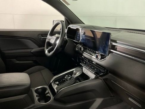 Used 2024 GMC Canyon Elevation w/ Convenience Package AWD/4WD image 34