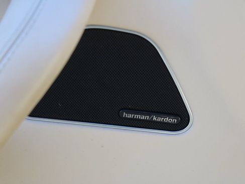 Used 2017 Maserati Levante S AWD/4WD image 20