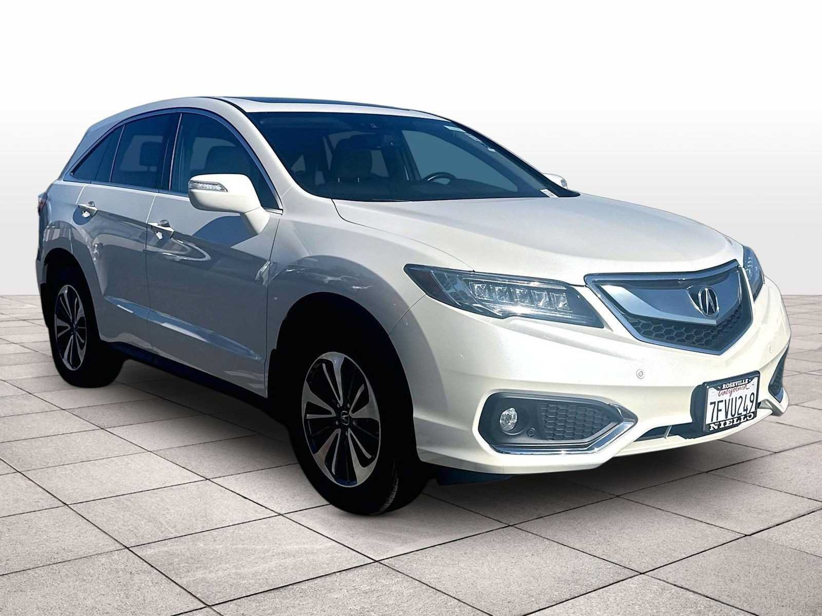 Used 2016 Acura RDX w/ Advance Package FWD image 2