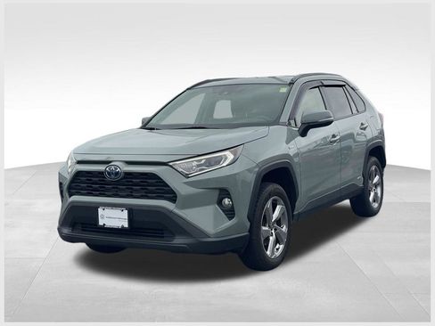 Used 2021 Toyota RAV4 XLE Premium AWD/4WD image 1