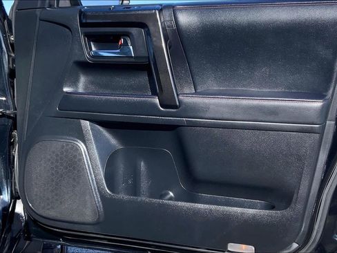 Used 2021 Toyota 4Runner TRD Off-Road Premium image 22