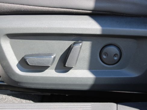 Certified 2023 Nissan Rogue SL w/ SL Premium Package image 35