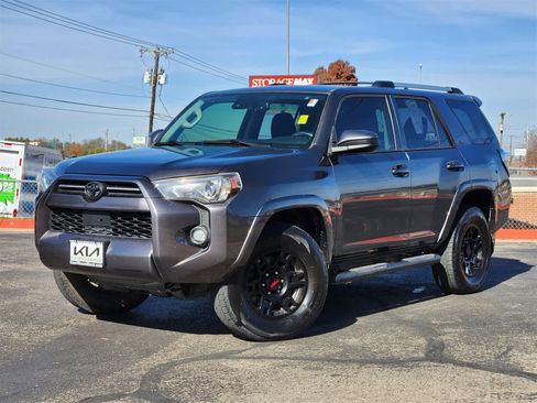 Used 2021 Toyota 4Runner SR5 image 1