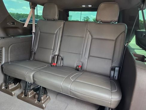 Used 2023 GMC Yukon XL Denali w/ LPO, Floor Liner Package AWD/4WD image 14