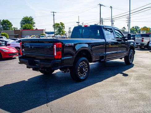 Used 2025 Ford F250 Platinum AWD/4WD image 7