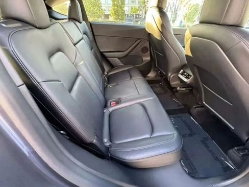 Used 2024 Tesla Model Y Performance AWD/4WD image 13