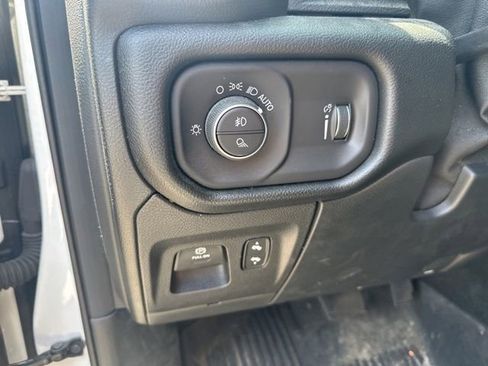 Used 2021 RAM 1500 Big Horn AWD/4WD image 18