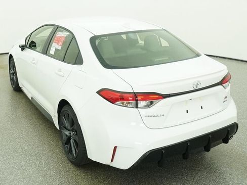 New 2026 Toyota Corolla SE FWD image 6