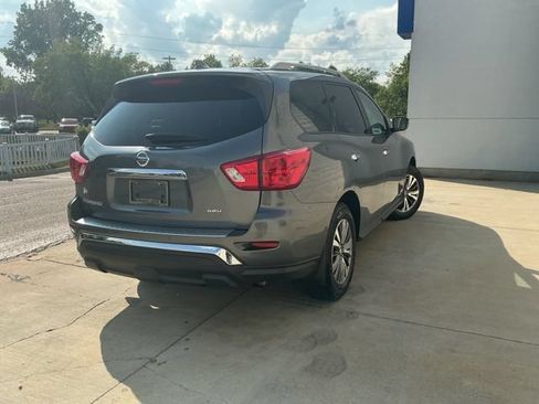 Used 2020 Nissan Pathfinder S AWD/4WD image 6
