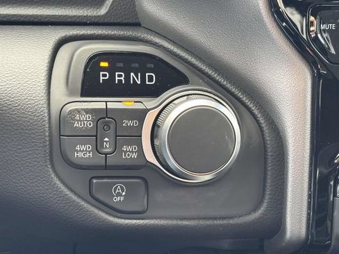 New 2026 RAM 1500 Big Horn AWD/4WD image 21