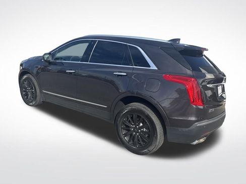 Used 2018 Cadillac XT5 Luxury w/ Driver Awareness Package image 4