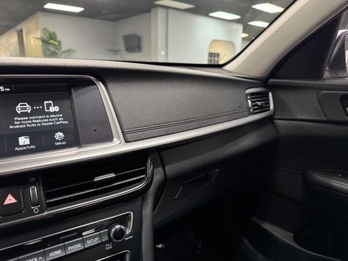 Used 2019 Kia Optima LX image 25