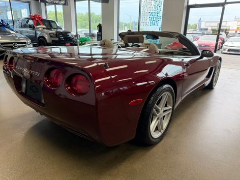 Used 2003 Chevrolet Corvette Convertible w/ Preferred Equipment Group1 RWD image 21