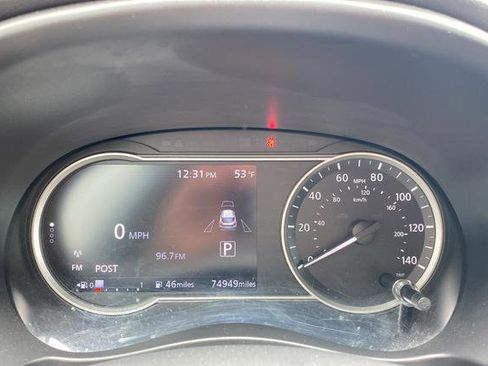 Used 2019 Nissan Kicks SV FWD image 16