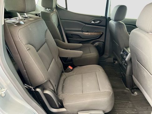 Used 2023 GMC Acadia SLE w/ Driver Convenience Package FWD image 29