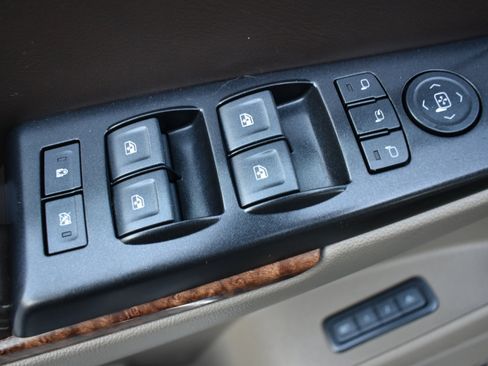 Used 2017 Chevrolet Tahoe Premier image 41