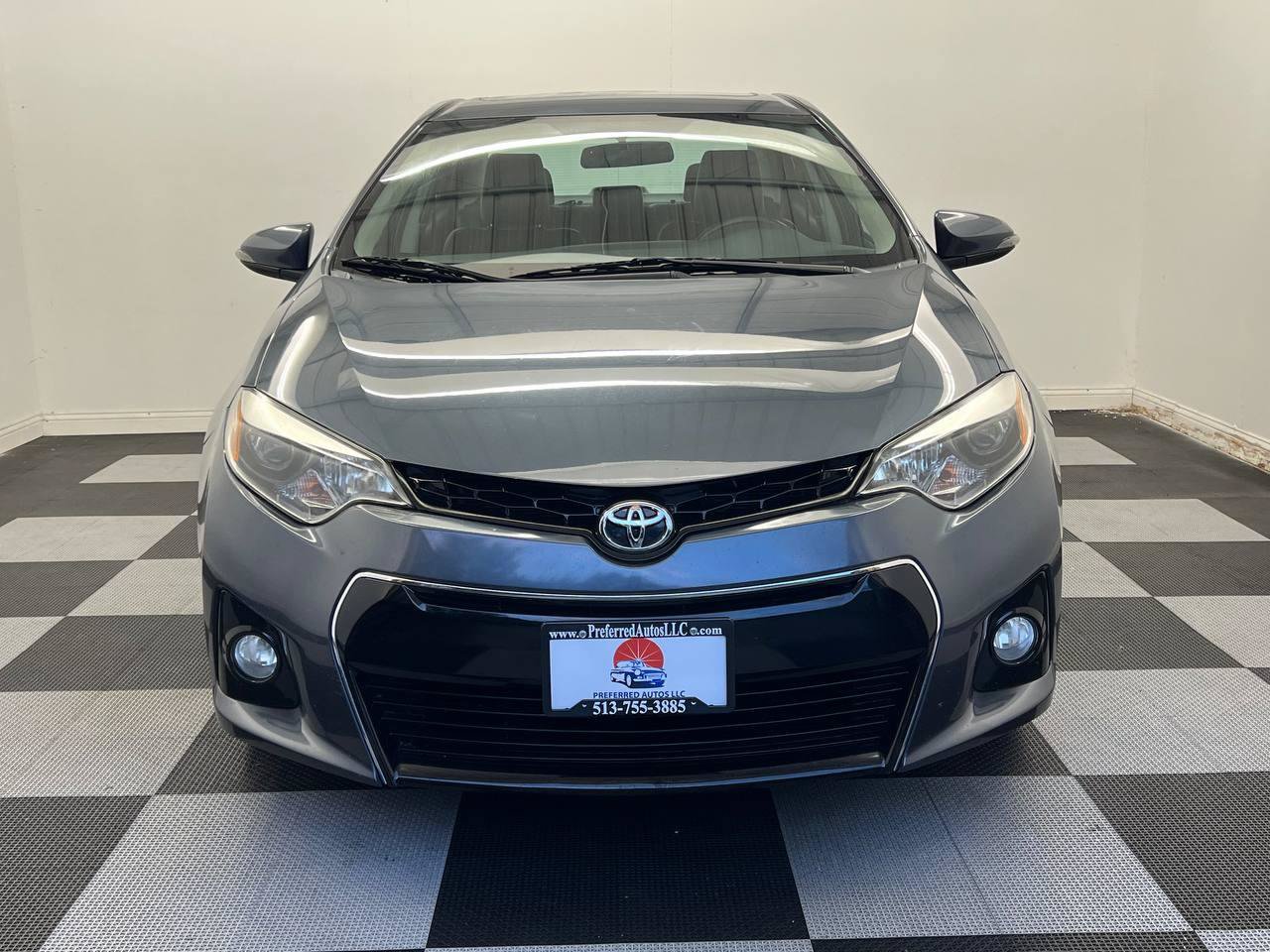 Used 2016 Toyota Corolla S Premium FWD image 2