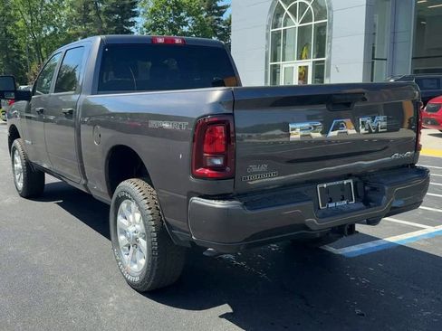 New 2026 RAM 2500 Big Horn AWD/4WD image 5