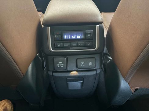 Used 2020 Subaru Ascent Touring w/ Popular Package #3 image 16