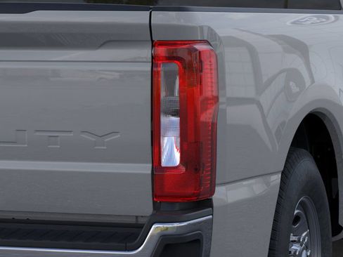 New 2026 Ford F350 XL w/ XL Chrome Package image 21