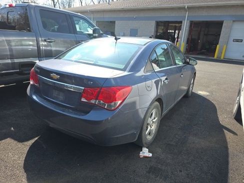 Used 2014 Chevrolet Cruze LT image 12