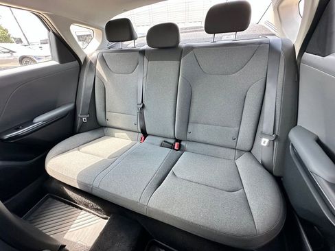 New 2025 Kia K4 LXS image 21