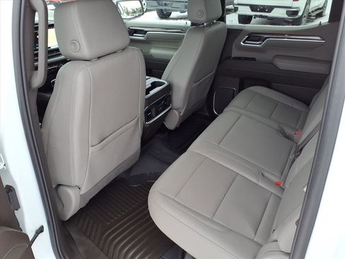 Certified 2022 Chevrolet Silverado 1500 LTZ w/ Z71 Off-Road Package image 12